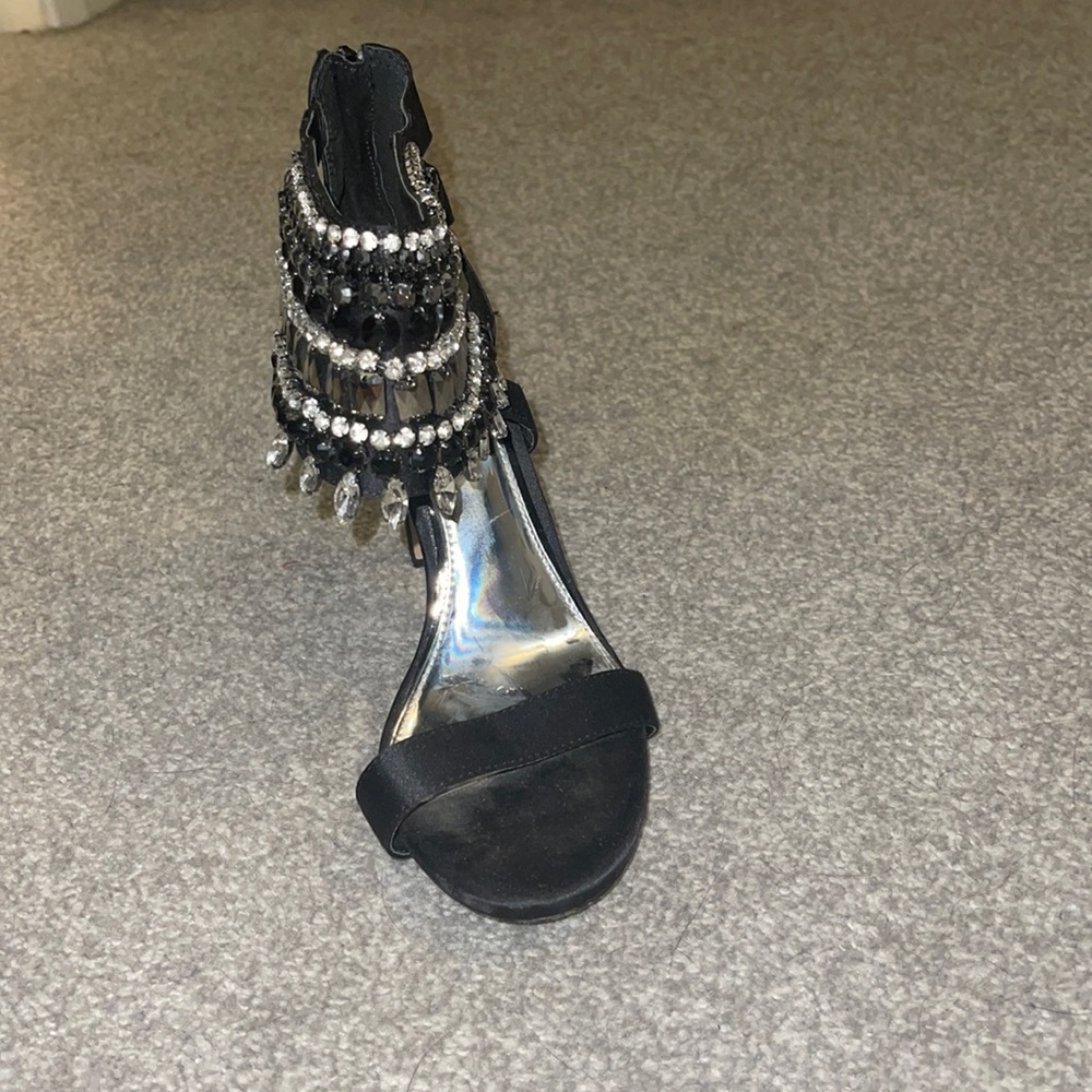 Gianni Bini heels size 7